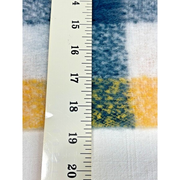 Nordstrom BP Wide Plaid Patterned Scarf Oversized w/ Pockets Blanket Fringe NWT - Picture 9 of 11